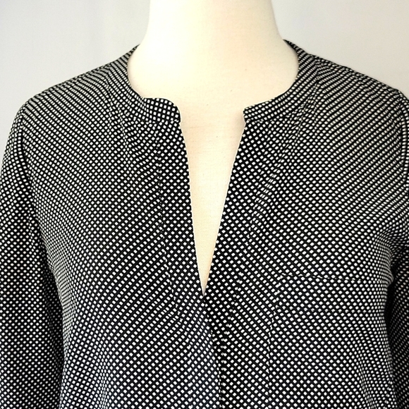 Joie Hanelli Diamond Print Silk Blouse Black & White Size Small - Picture 7 of 12
